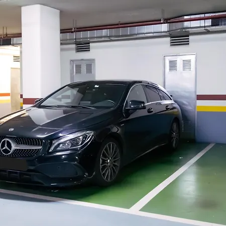 Con Garaje, Centrico Y Luminoso