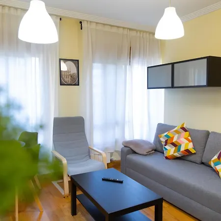 Con Garaje, Centrico Y Luminoso Pontevedra